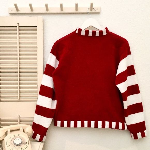 COPY - Knitty Gritty Vintage Santa Christmas Sweater Medium, Cute Ugly Holiday … - Picture 5 of 7